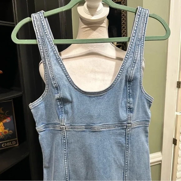 American Eagle Denim Button Front Midi Dress – Size 6 - Picture 3 of 11